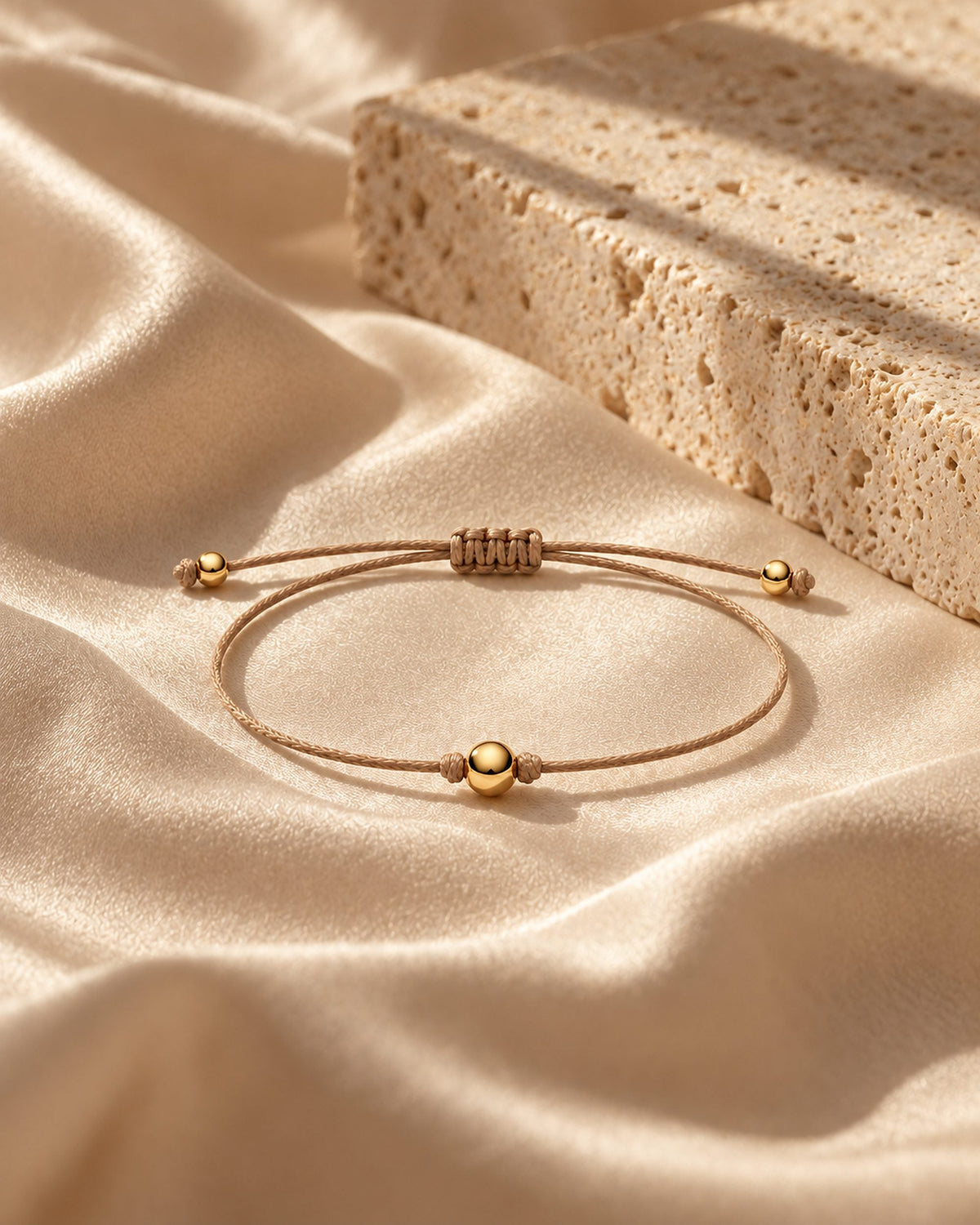 Bracelet Teresa sur soie champagne