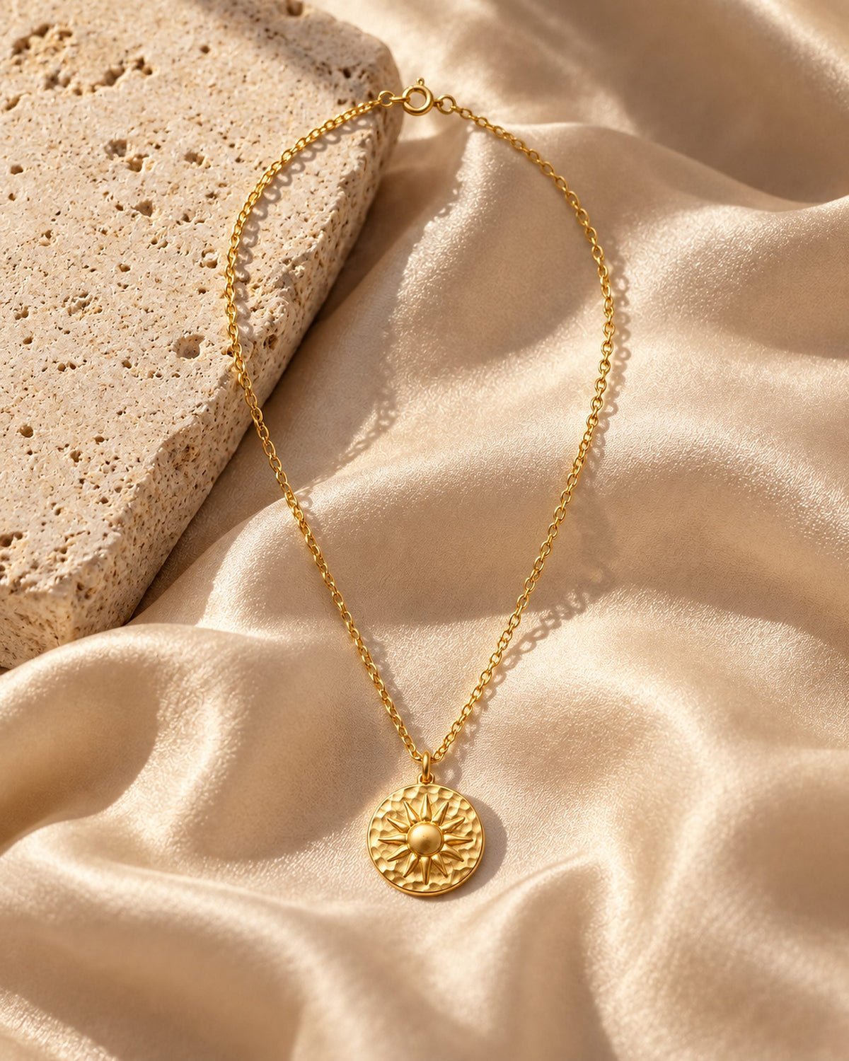 Collier Giulia sur soie champagne