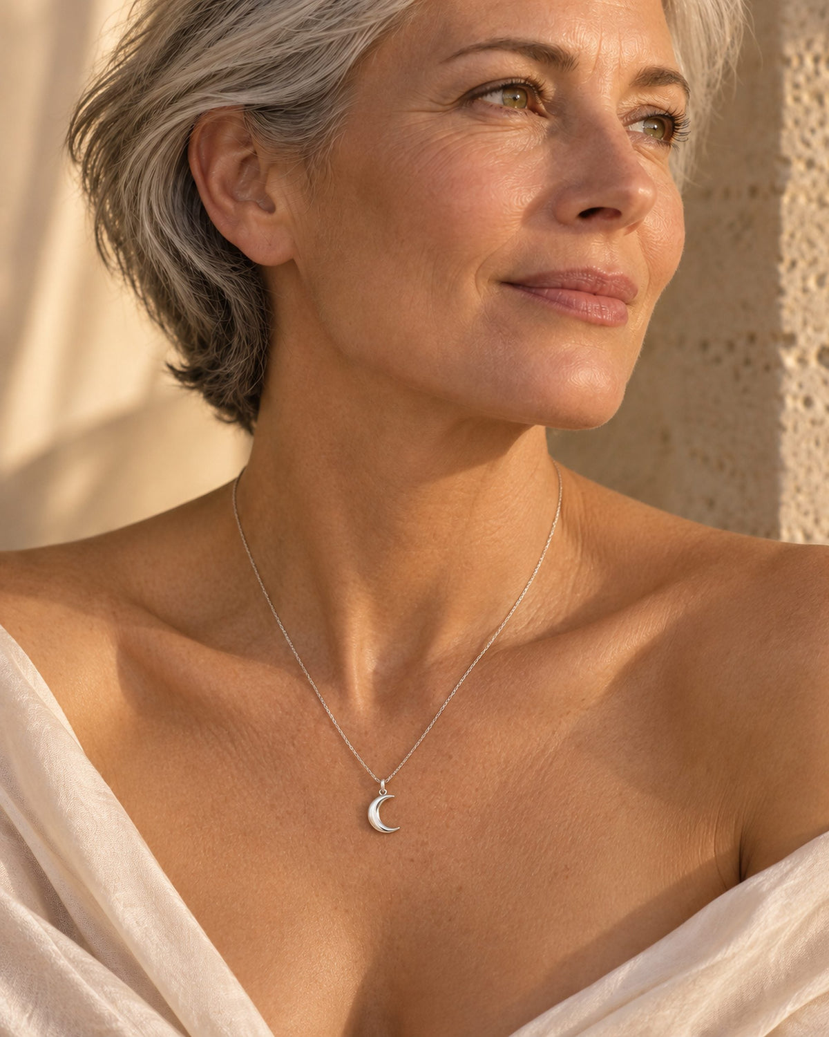 Collier Luna argent, au porté