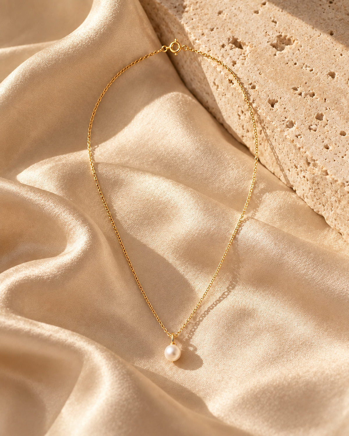 Collier Serena sur soie champagne